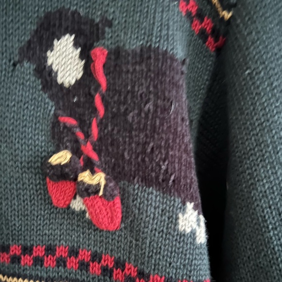 VINTAGE Woolrich Sheep Sweater | Rare | Unique | Women’s  Crew in Forest Green - Picture 6 of 15